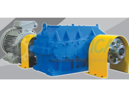 Reduktor walcowy o osiach równoległych ze sprzęgłem palcowym,   DISSAN  