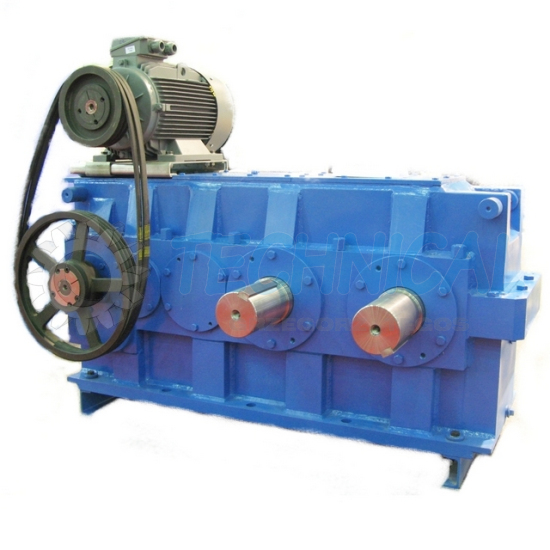 Reduktor walcowy z dwoma wałami wyjściowymi a napęd realizowany przez motorkonsolę   