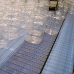 Taśmy modularne do łatwego transferu wzdłużnego produktu transportowanego